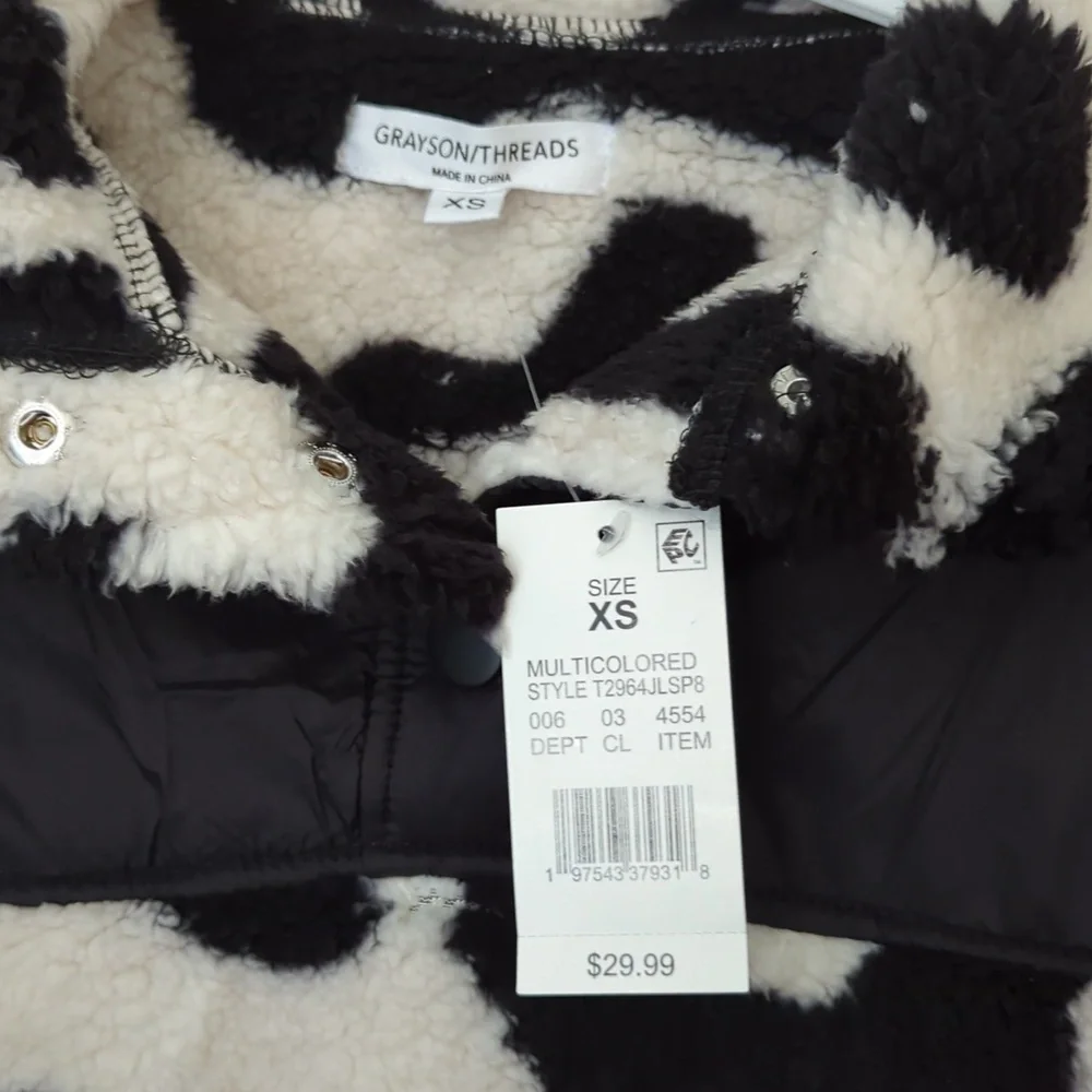 NWT Grayson Threads Cozy Faux Fur Pullover Sherpa Top Jr. Size XS - Picture 6 of 7